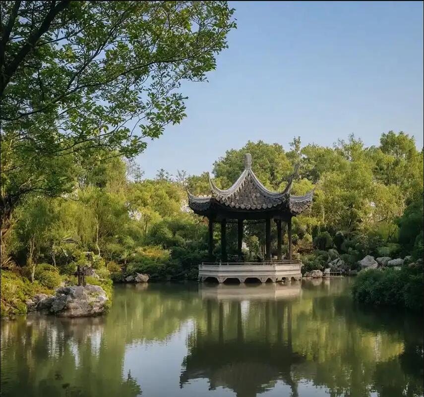 贵州凌雪土建有限公司